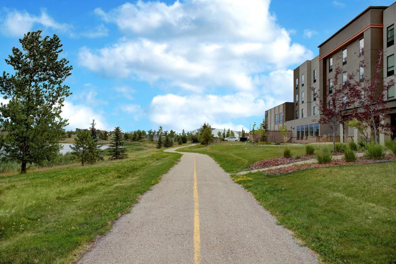Hampton Inn By Hilton Edmonton/Шърууд парк Екстериор снимка