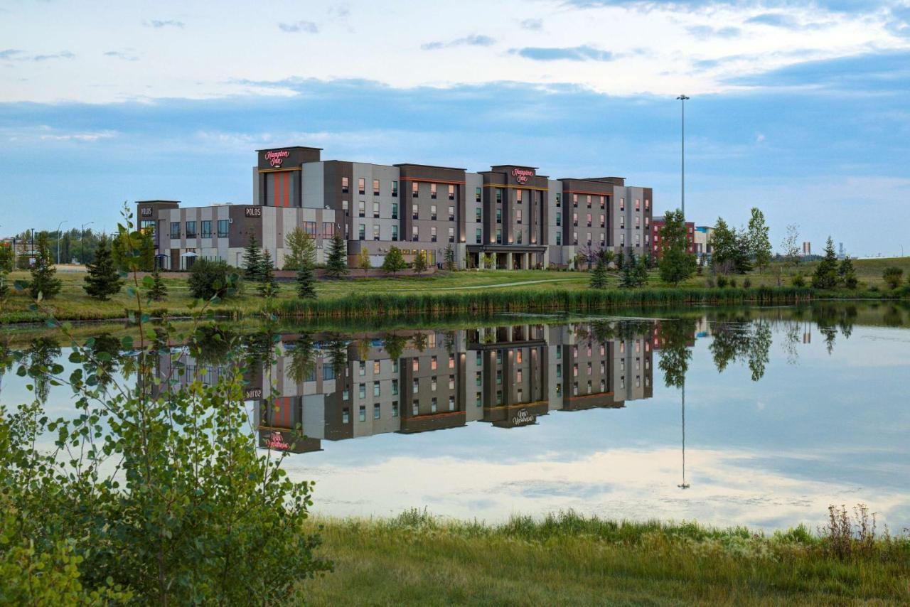 Hampton Inn By Hilton Edmonton/Шърууд парк Екстериор снимка